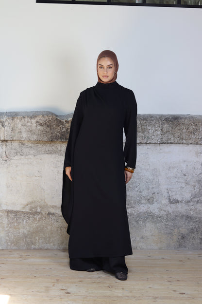 NAMELA - Robe longue asymétrique « Ébène Elegance »