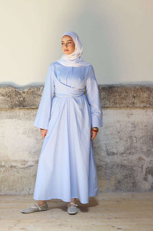 CAMILA - Robe longue élégance et structurée « Bleu Céleste »
